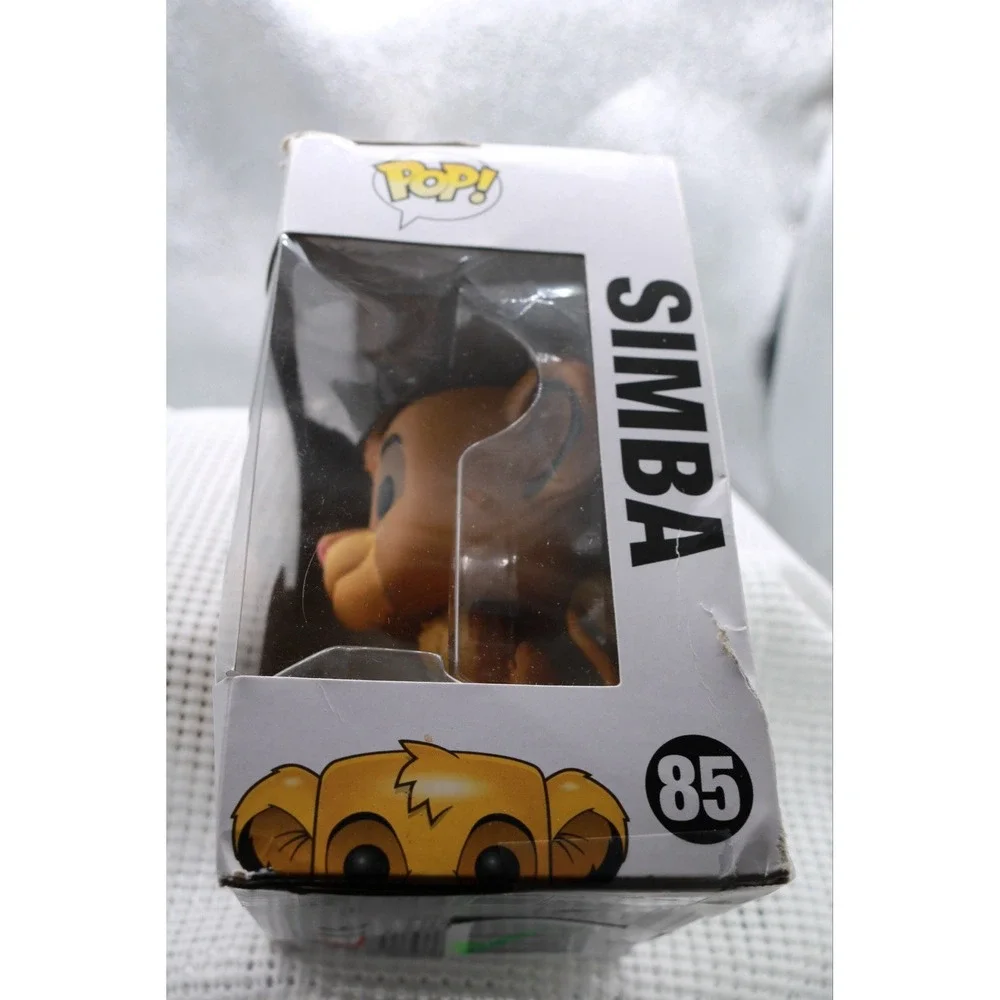Funko Pop Simba Vinyl Figure Disney #85 Lion King New Box Damage